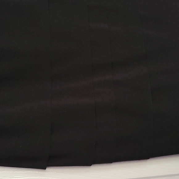 Joseph Ribkoff LBD size 8 - Picture 2 of 3